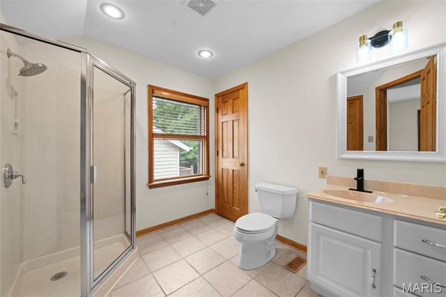 9715 Big Bend Boulevard, St Louis, MO 63122