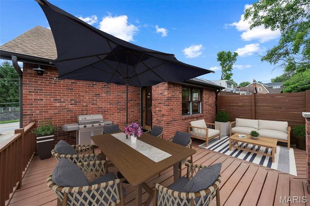 9715 Big Bend Boulevard, St Louis, MO 63122