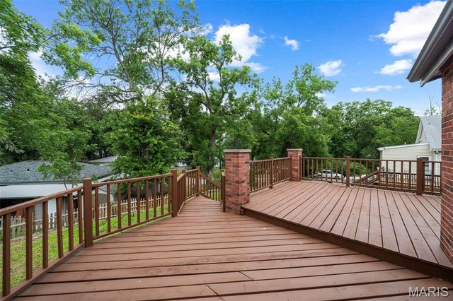 9715 Big Bend Boulevard, St Louis, MO 63122