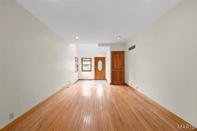 9715 Big Bend Boulevard, St Louis, MO 63122