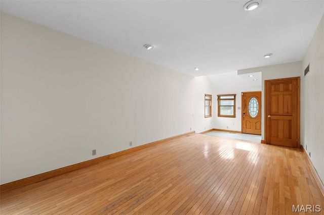 9715 Big Bend Boulevard, St Louis, MO 63122