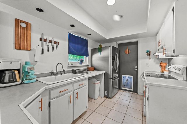 7635 Oakmont Drive, Lake Worth, FL 33467