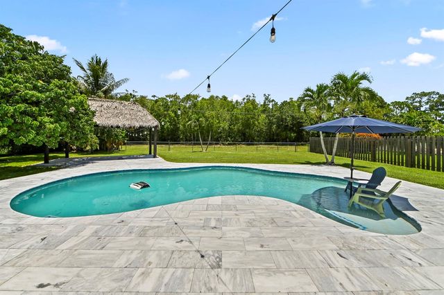 7635 Oakmont Drive, Lake Worth, FL 33467