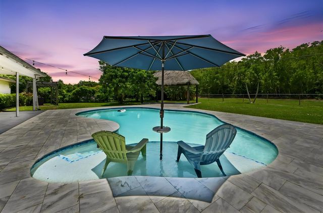 7635 Oakmont Drive, Lake Worth, FL 33467