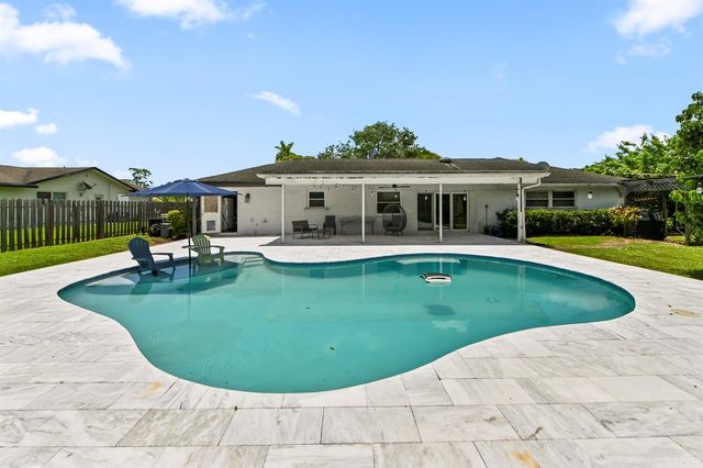 7635 Oakmont Drive, Lake Worth, FL 33467
