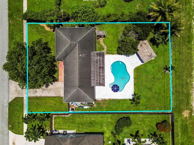 7635 Oakmont Drive, Lake Worth, FL 33467