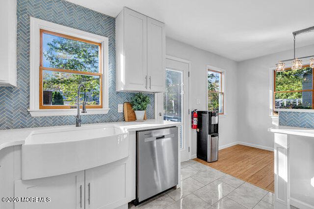 58 Flipper Avenue, Manahawkin, NJ 08050