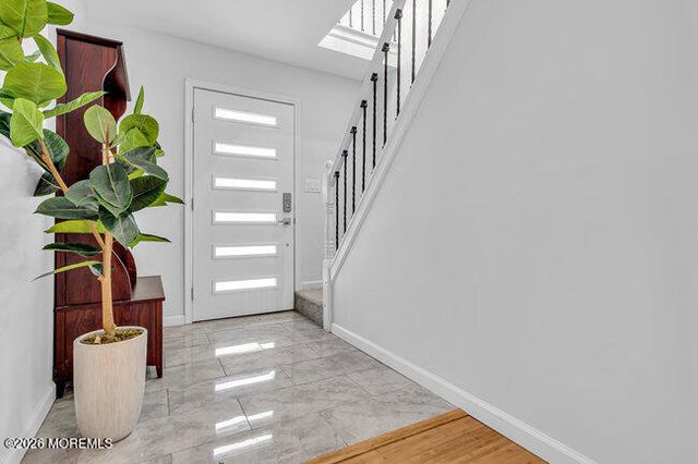 58 Flipper Avenue, Manahawkin, NJ 08050