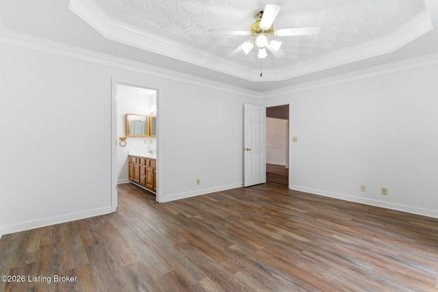 9411 Stonelanding Pl, Louisville, KY 40272