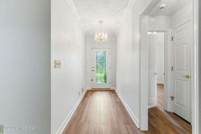 9411 Stonelanding Pl, Louisville, KY 40272