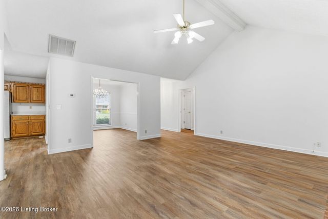 9411 Stonelanding Pl, Louisville, KY 40272