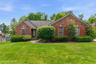 9411 Stonelanding Pl, Louisville, KY 40272