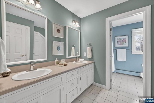 505 Ivy Lane, Wyckoff, NJ 07481