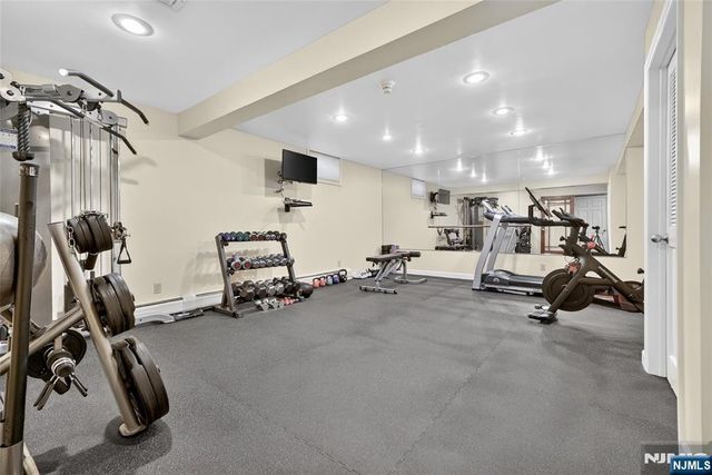 505 Ivy Lane, Wyckoff, NJ 07481