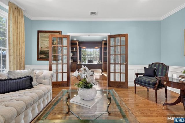 505 Ivy Lane, Wyckoff, NJ 07481