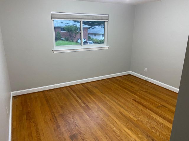 5900 OSCEOLA RD, Bethesda, MD 20816