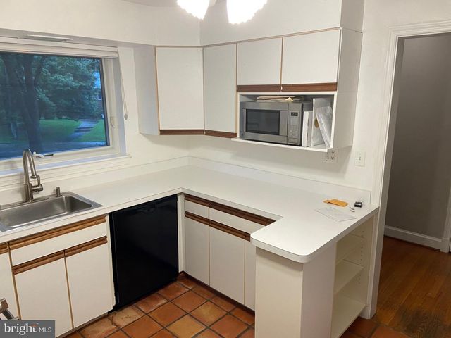 5900 OSCEOLA RD, Bethesda, MD 20816