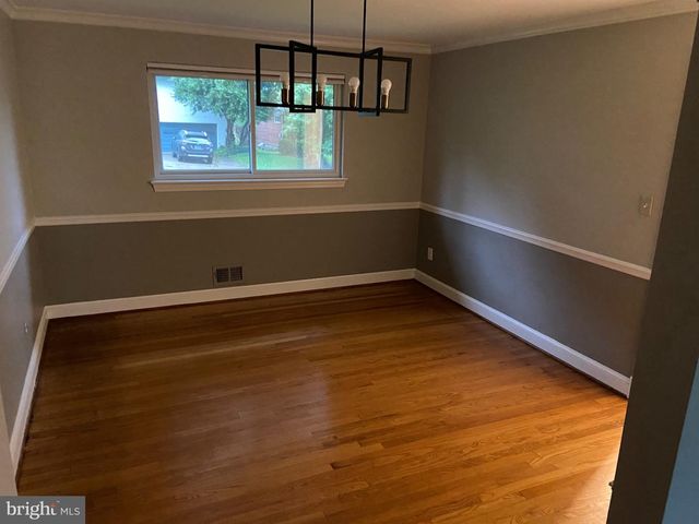 5900 OSCEOLA RD, Bethesda, MD 20816