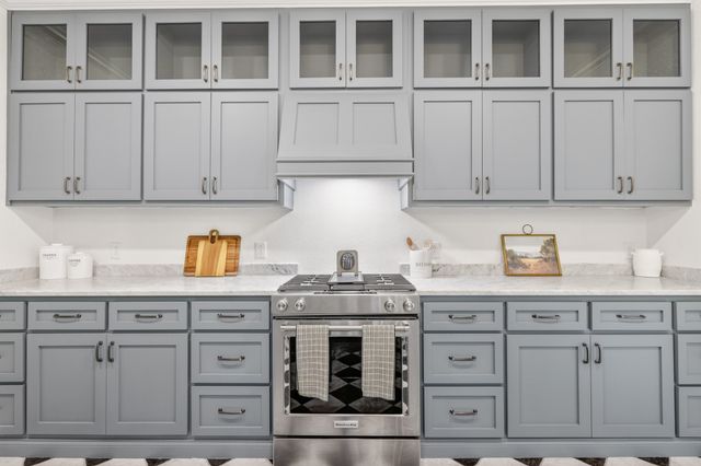 1455 Mapleash Ave, Columbia, TN 38401