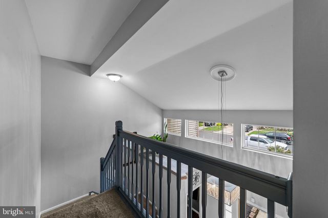56 SMOKEY RUN DR, Berlin, NJ 08009