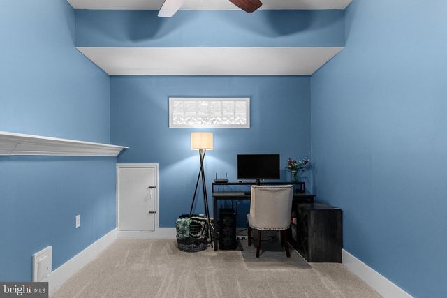 56 SMOKEY RUN DR, Berlin, NJ 08009