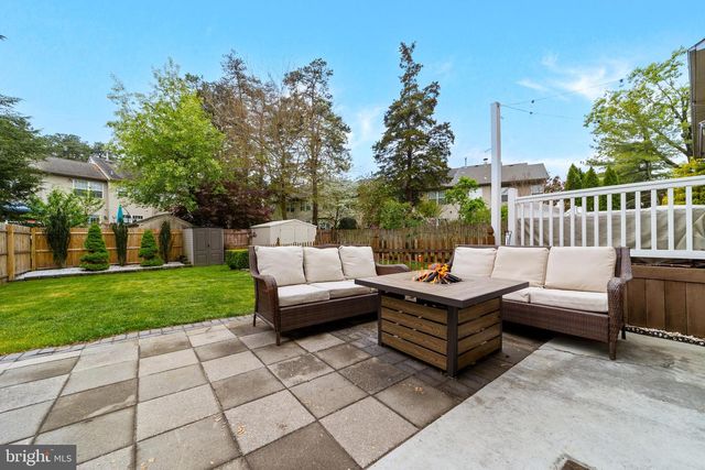 56 SMOKEY RUN DR, Berlin, NJ 08009