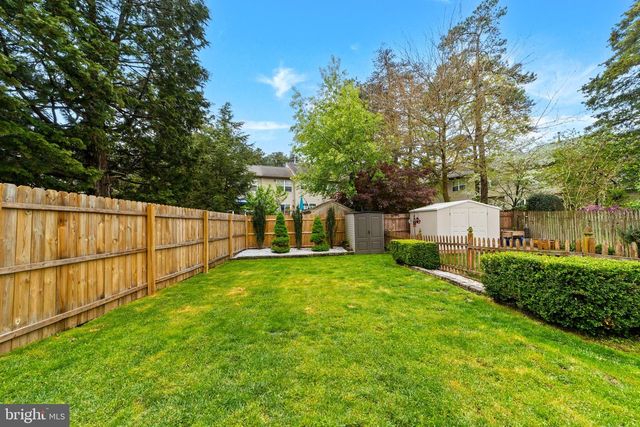 56 SMOKEY RUN DR, Berlin, NJ 08009
