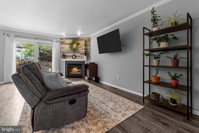 56 SMOKEY RUN DR, Berlin, NJ 08009