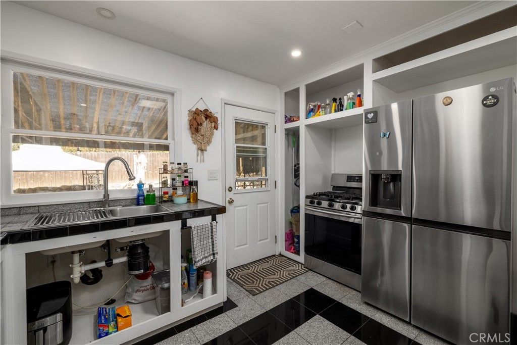 Image 11 of property listing at 155 Barhaven Lane, Fallbrook, CA 92028