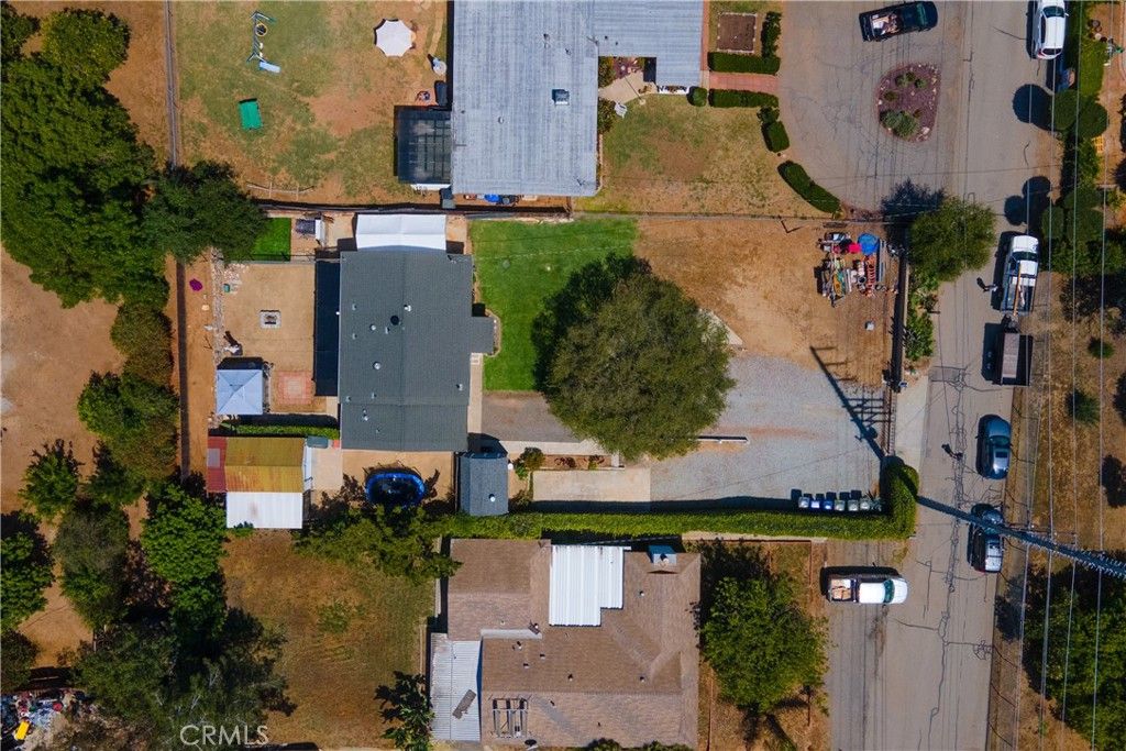 Image 36 of property listing at 155 Barhaven Lane, Fallbrook, CA 92028