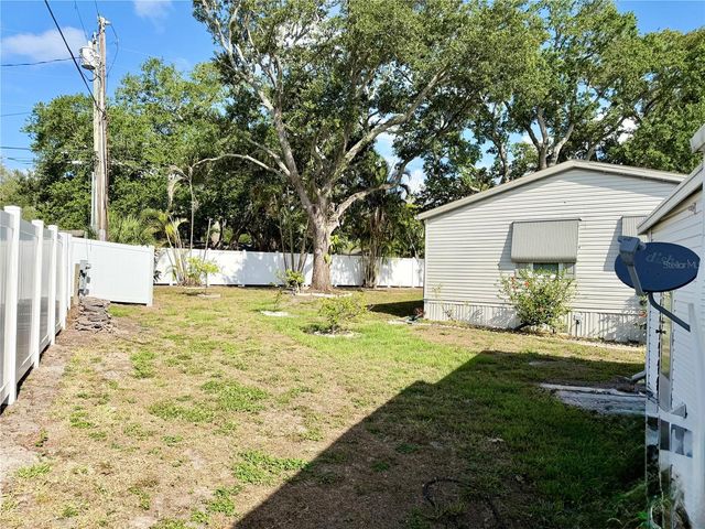 10399 67TH AVENUE 4, Seminole, FL 33772