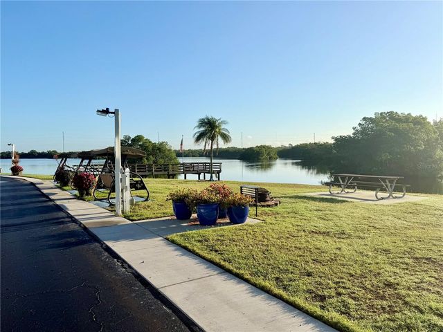 10399 67TH AVENUE 4, Seminole, FL 33772