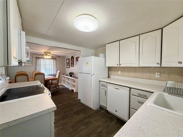 10399 67TH AVENUE 4, Seminole, FL 33772