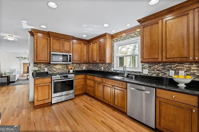 2252 Rushmore Drive, Marietta, GA 30062