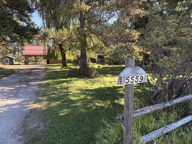 5559 US Hwy 93 S, Whitefish, MT 59937 property photo