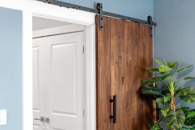 2401 Crawford Street B304, Houston, TX 77004