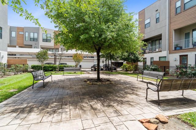 2401 Crawford Street B304, Houston, TX 77004