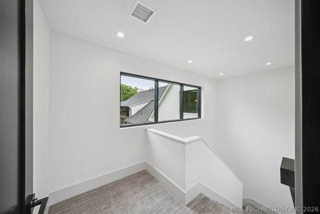 17889 Falcon Pass, Owasso, OK 74055