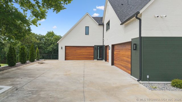 17889 Falcon Pass, Owasso, OK 74055