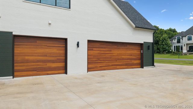17889 Falcon Pass, Owasso, OK 74055