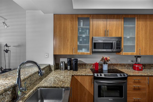 2633 NE 14th Avenue 111, Wilton Manors, FL 33334