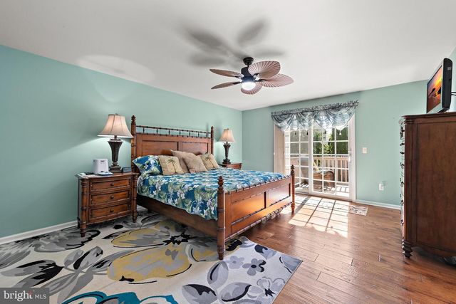 504 PIRATE LANE, Manahawkin, NJ 08050