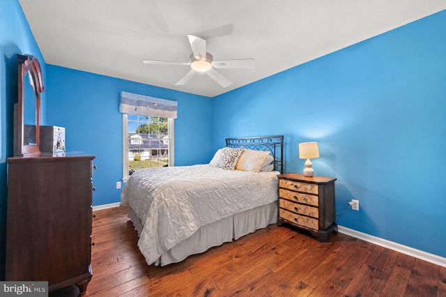 504 PIRATE LANE, Manahawkin, NJ 08050