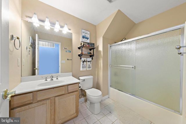504 PIRATE LANE, Manahawkin, NJ 08050
