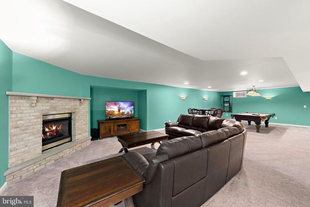 504 PIRATE LANE, Manahawkin, NJ 08050