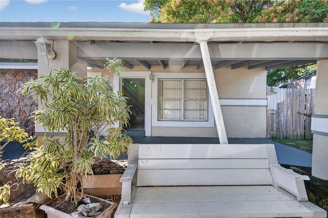 2021 NW 29th Ave, Fort Lauderdale, FL 33311