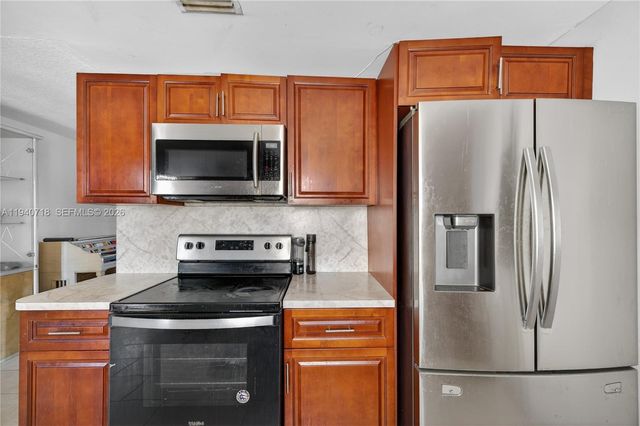 2021 NW 29th Ave, Fort Lauderdale, FL 33311