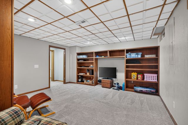 1501 NW Campus Drive, Ankeny, IA 50023