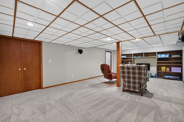 1501 NW Campus Drive, Ankeny, IA 50023