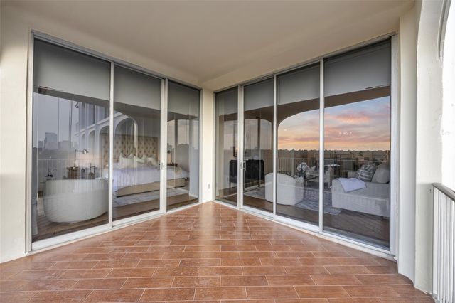 3711 San Felipe Street 6C, Houston, TX 77027